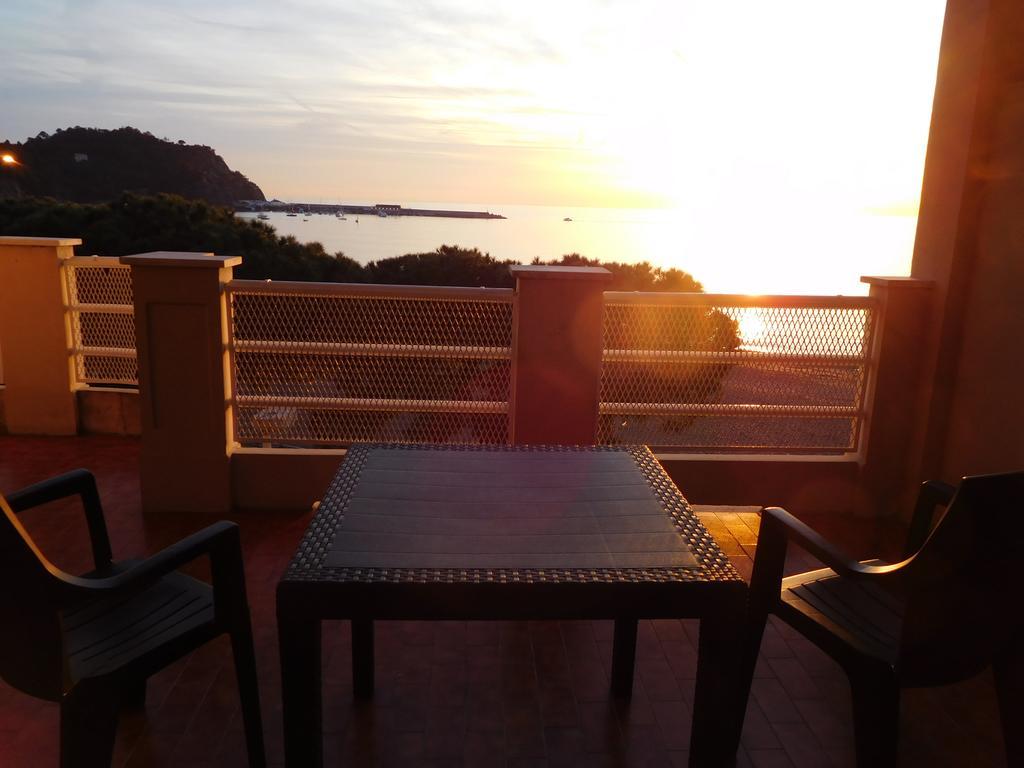 Baia Delle Favole Affittacamere เซสตรี เลวานเต ภายนอก รูปภาพ